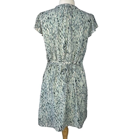 H&M Dress Green Vneck Short Sleeves Spring Summer Size Medium - Picture 2 of 12